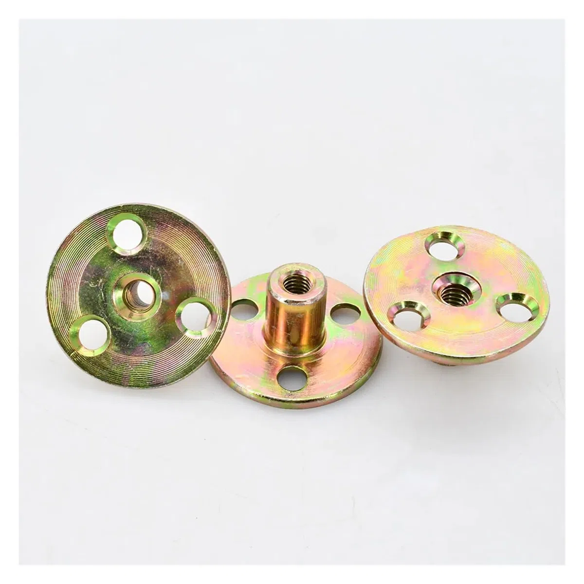 Dado di bloccaggio for mobili con piastra in ferro M6 M8 M10, coppia, for legno, perno di bloccaggio for mobili con piastra in ferro, piede for divano, zincato, a tre fori(M6 (2Pcs))