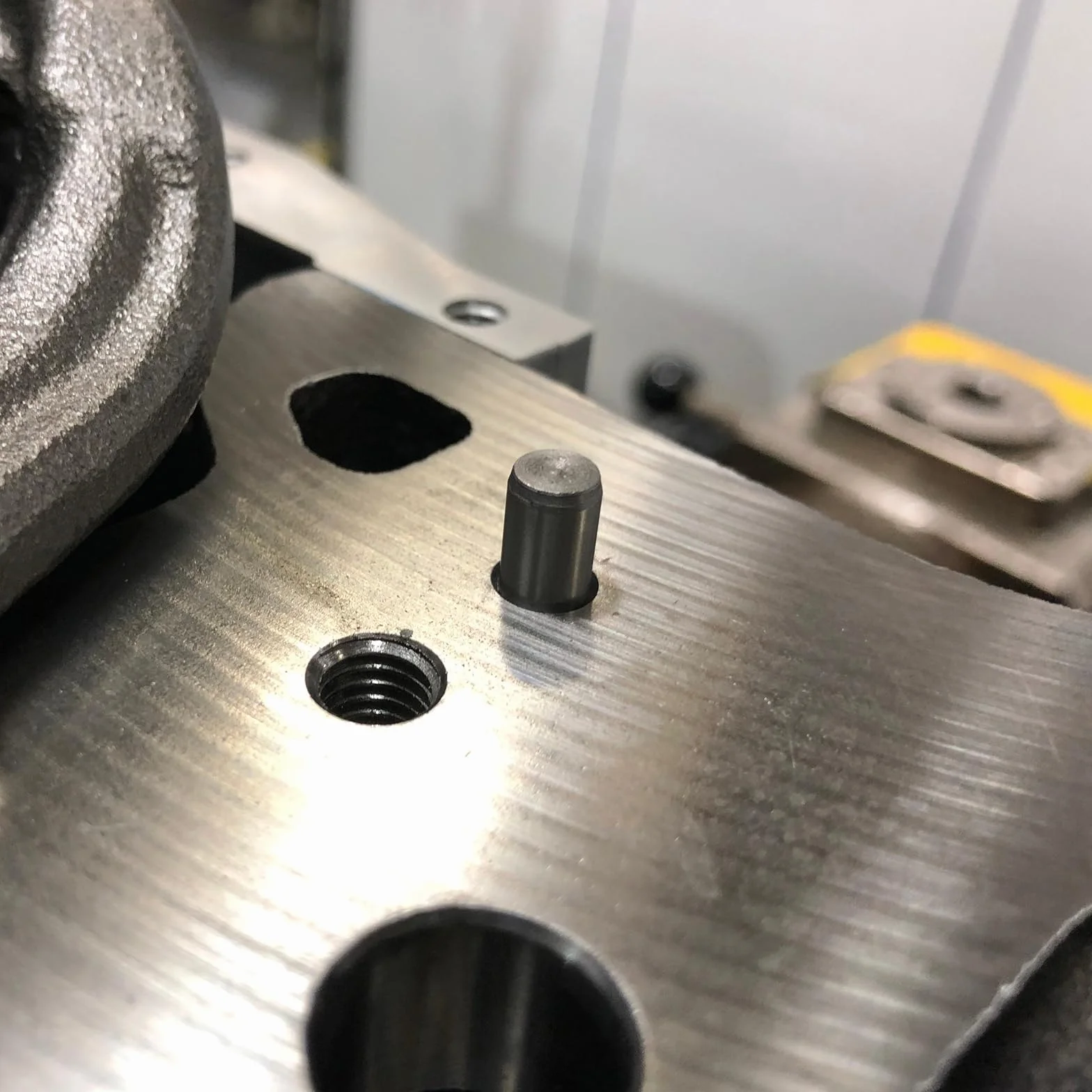 QUARKZMAN 50 Pezzi Spinotti M1.5 (1.5mm) X 25mm 304 Acciaio Inossidabile Supporto Mensola Cilindrico Perno Asta Elementi Di Fissaggio Per Dispositivi Metallici, Argento