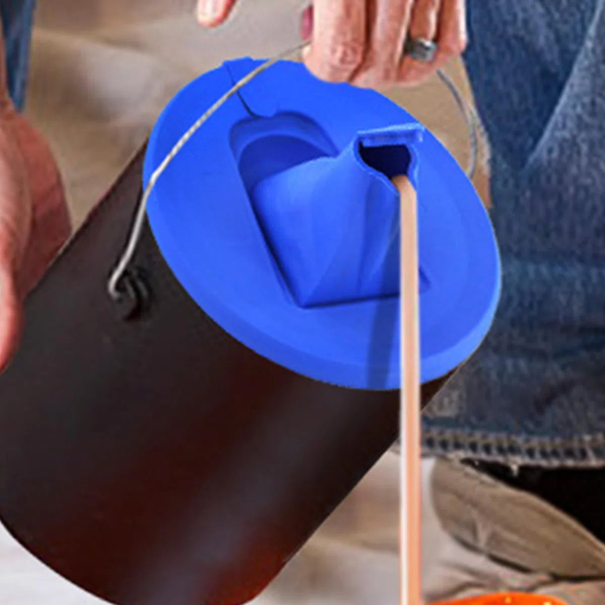Ugello per versamento di vernice, confezione da 2 tappi per la conservazione della vernice, sigillatura sicura con ugello integrato, design a prova di perdite, accessori per la sostituzione